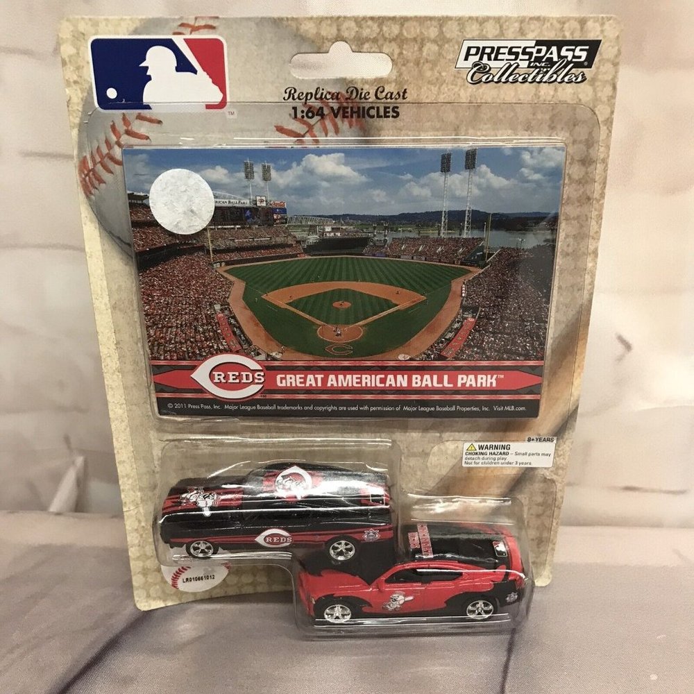 Cincinnati Reds Die Cast Cars 1:64 MLB Dodge Charger Ford Mustang Stadium Card